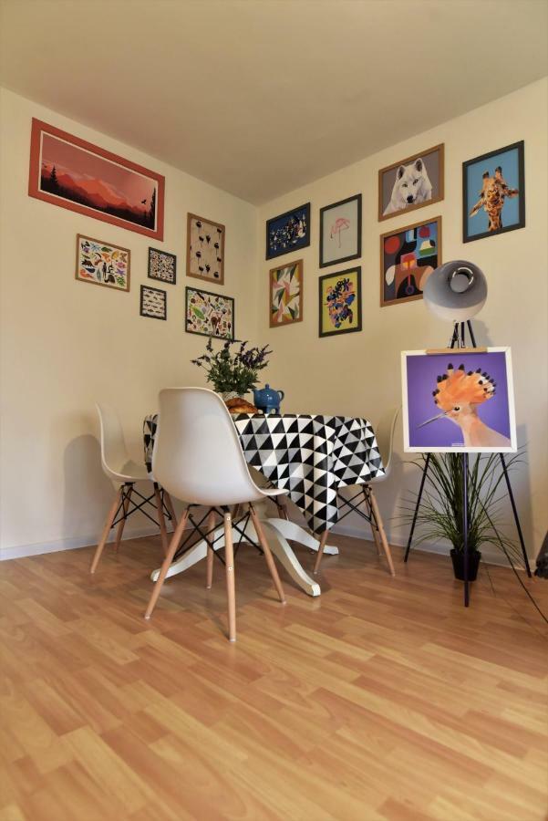Hello Warsaw! Calm Artistic City Center Apartament *