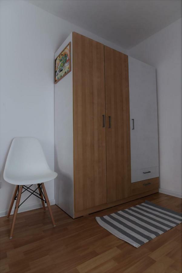 Hello Warsaw! Calm Artistic City Center Apartament Warszawa